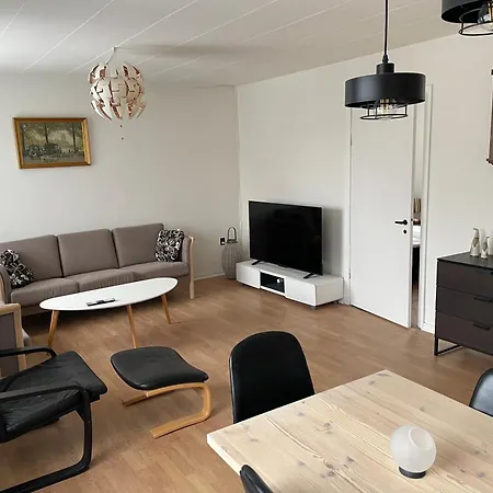 别墅 Rodt Hus Givskud